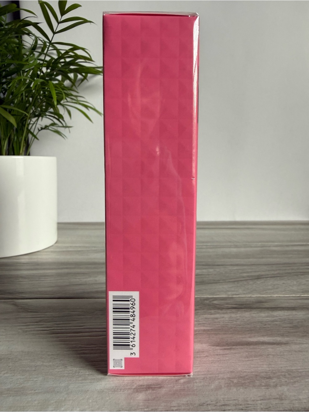 Valentino Born in Roma Body Shimmer Lotion - Picture 4 of 6